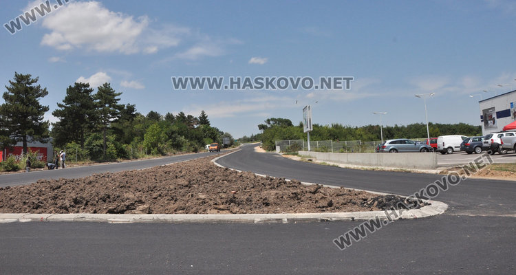 Околовръстното край Хасково отворено, но незавършено