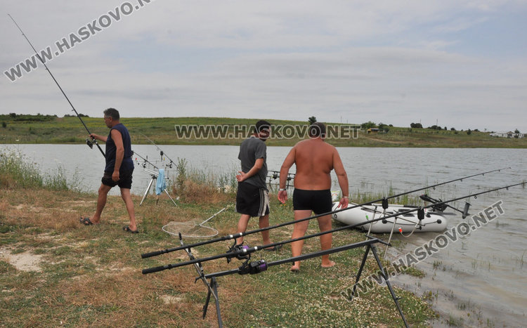 Хасковлия показа майсторски умения в улова на толстолоб от "Сивата вода"