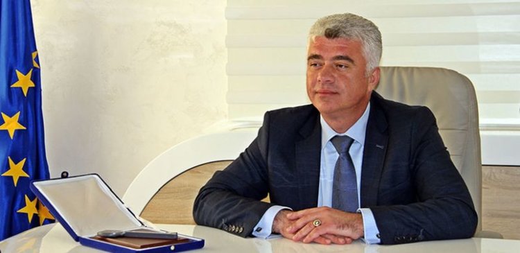 Сунай Хасан