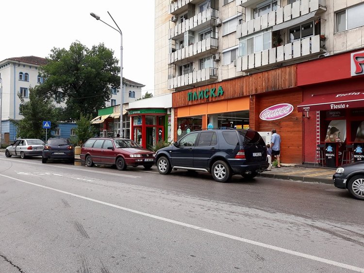 Нова маркировка и катастрофа на едно от димитровградските кръстовища с най-много нарушения