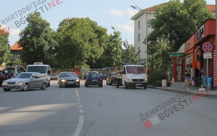 Нова маркировка и катастрофа на едно от димитровградските кръстовища с най-много нарушения