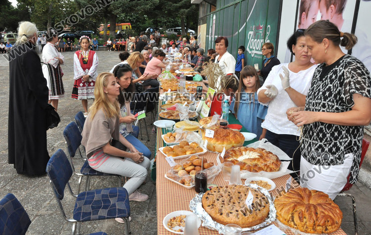 Празник на житото, брашното и хляба събра кулинари в Гарваново