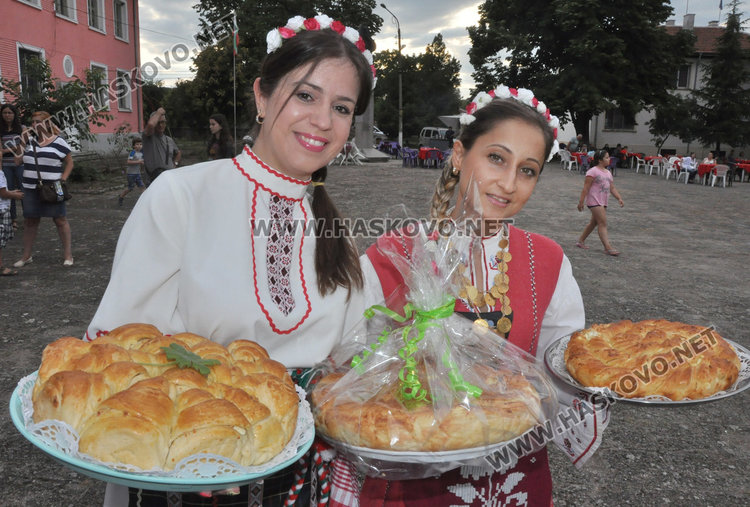 Празник на житото, брашното и хляба събра кулинари в Гарваново