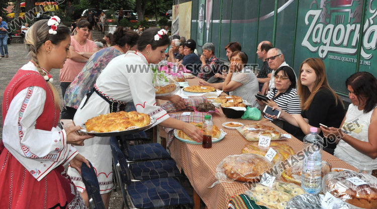Празник на житото, брашното и хляба събра кулинари в Гарваново