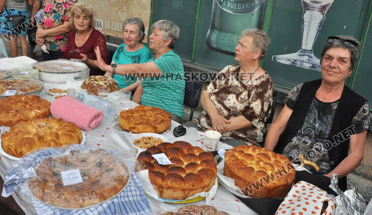 Празник на житото, брашното и хляба събра кулинари в Гарваново