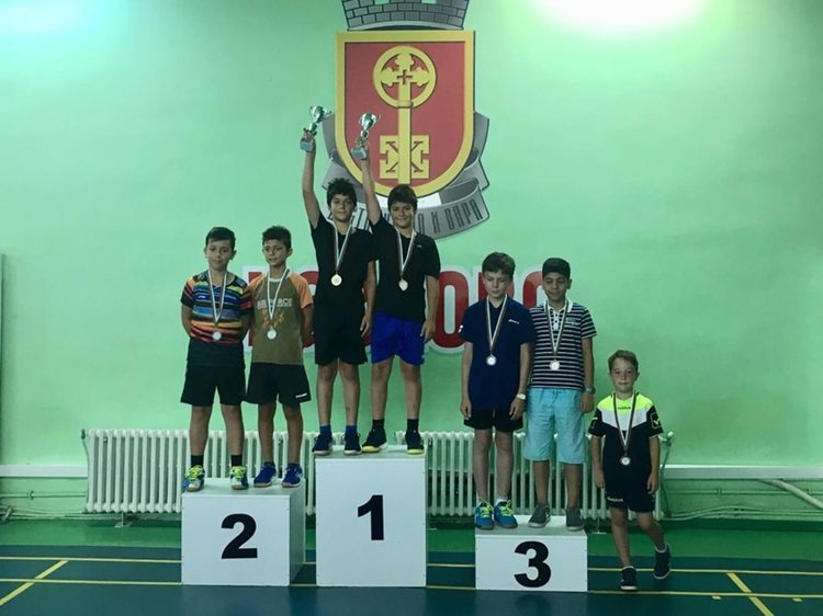 7 хасковски бадминтонисти с медали от Международния турнир в „Спартак”