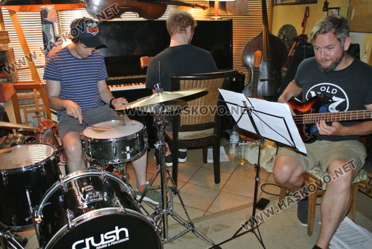 Дейвид Дауър трио с открит концерт в Димитровград