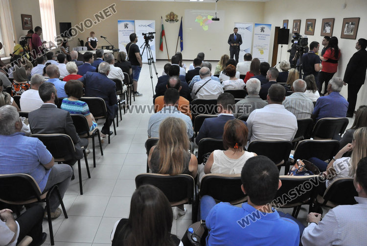 Община Хасково награди 4 фирми за социално партньорство