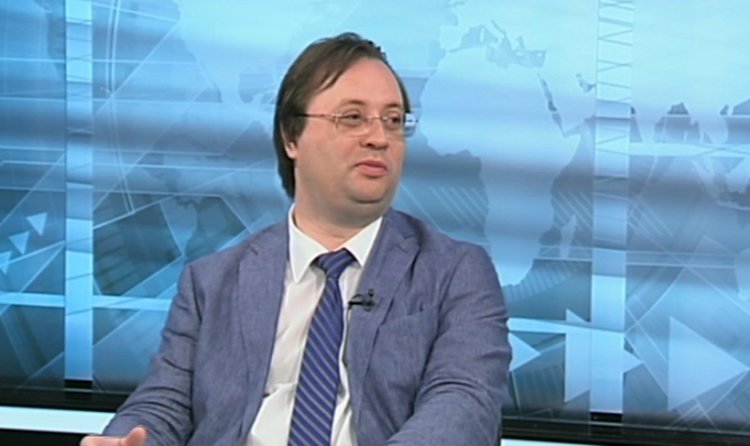 Доц. Златогор Минчев: Хакерската атака срещу НАП изглежда като чисто българска (видео)