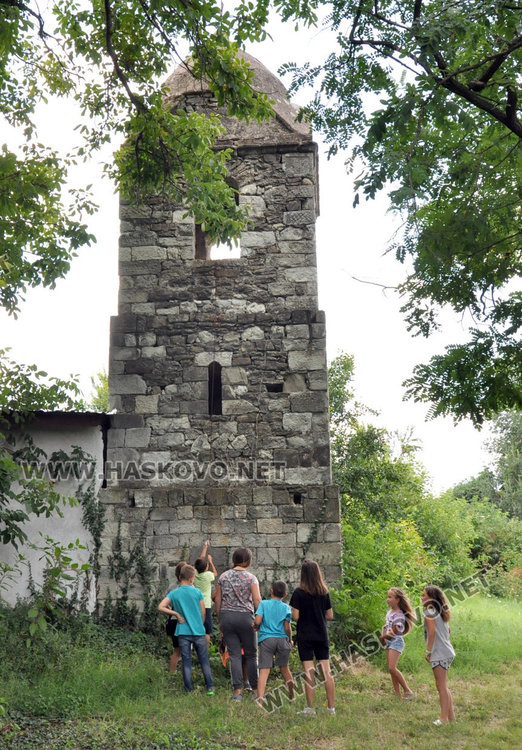 Урок по вероучение в храма на Мандра на Света Марина