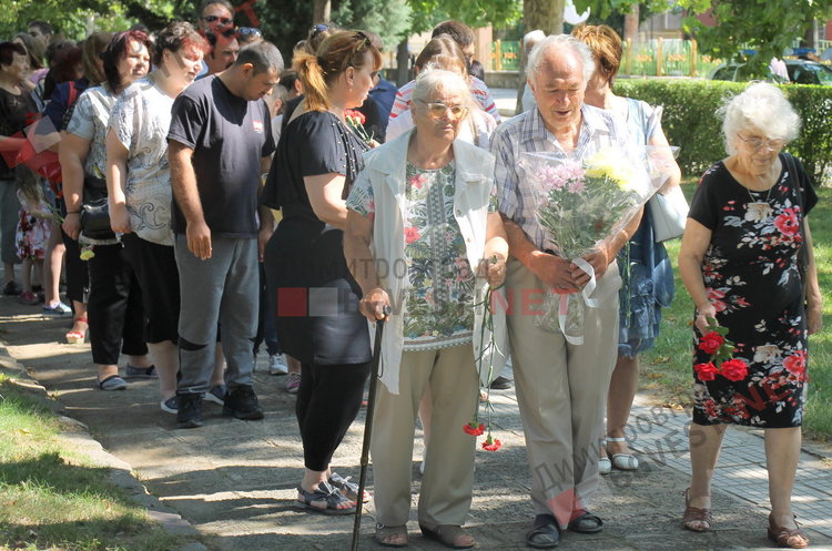 Димитровград почете 182-та годишнина от рождението на Васил Левски