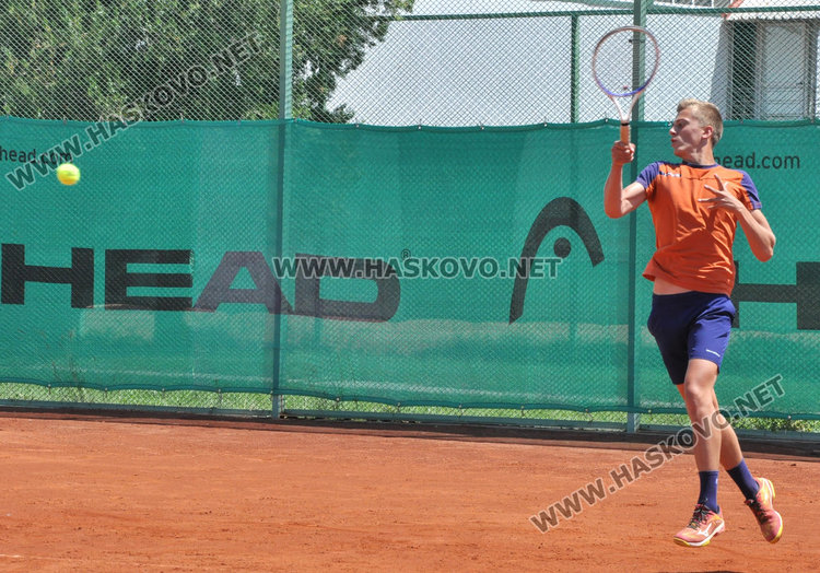 Без местни тенисисти на полуфинала за „Купа Хасково“