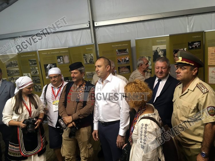 Президентът Радев в Музея на поляните