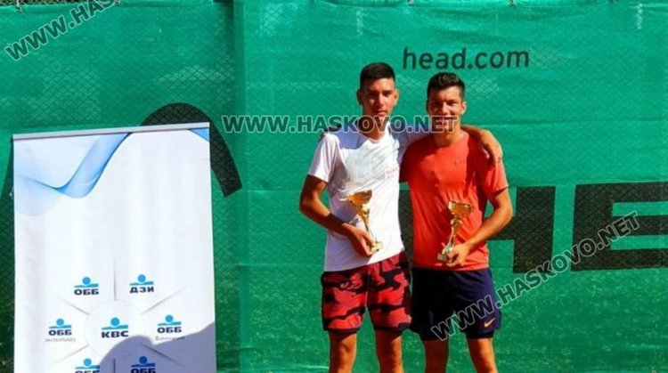  Шампионите на двойки