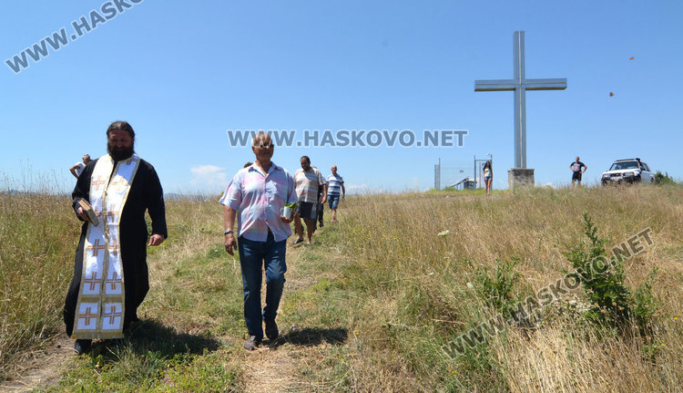 Вдигнаха параклис край Сираково на Св. Илия