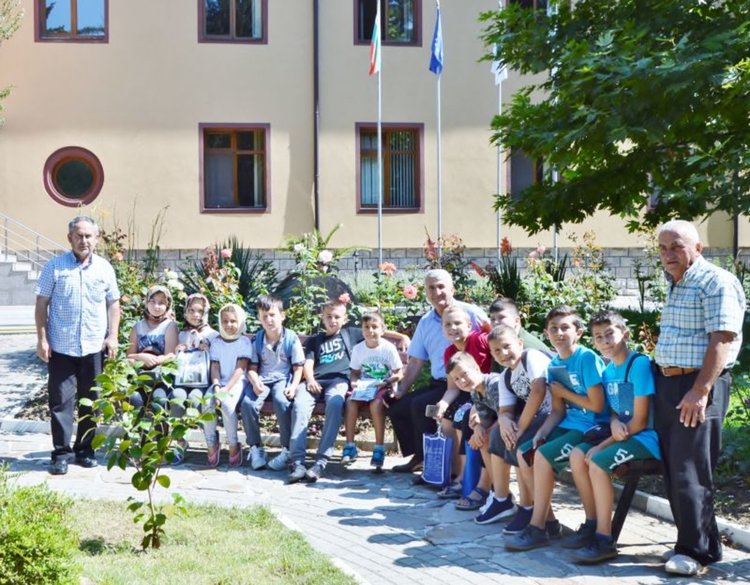 Започна летен курс по религия в Черноочене