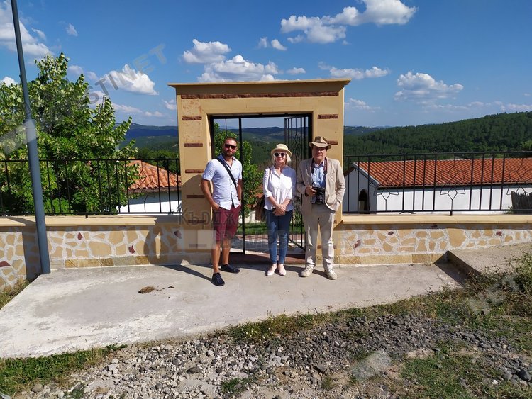 Американски професор изследва тайните на алевизма в Кърджалийско, тук бил най-автентичен