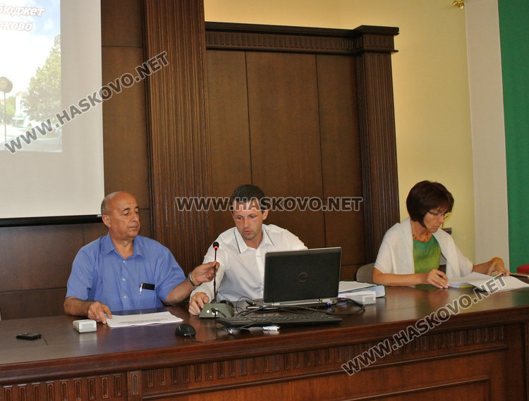 Общинският бюджет с 8,7 млн. лв преходен остатък от 2018 и 6 млн. вземания от длъжници