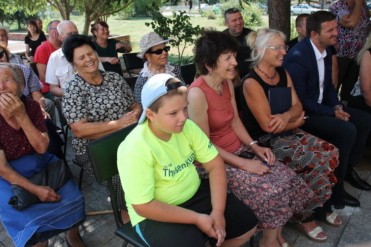 Фолклорен празник и кулинарна изложба в Книжовник
