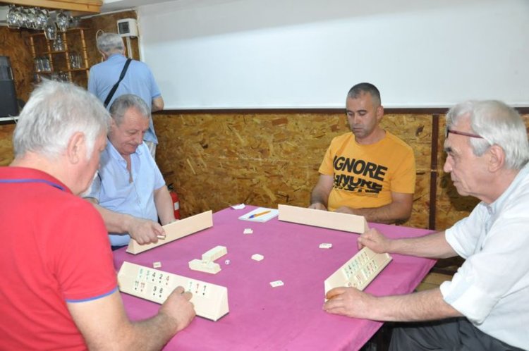 28 мериха сили в турнир по ОК