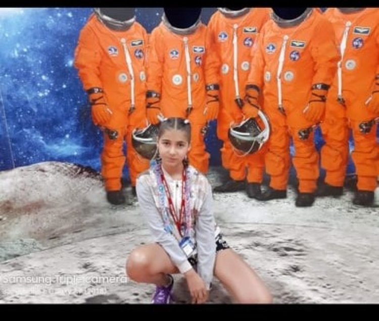 Йоана Грозева и Валентина Ташева се завърнаха от „мисия“ Space Camp
