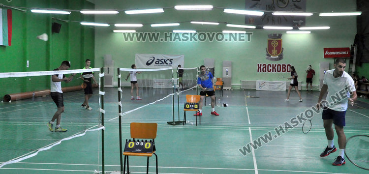 160 бадминтонисти в Национална верига в Хасково