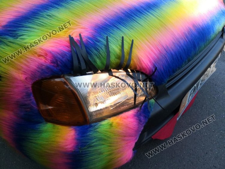 Туристи с космата кола минаха през Хасково