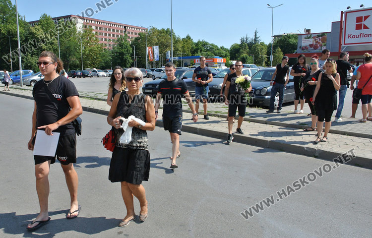 Почетоха 1 г. от смъртта на загиналия техник Мирослав Петков