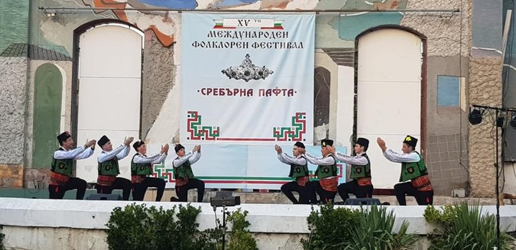 „Южняци” с награда „Сребърна пафта” от Международен фестивал