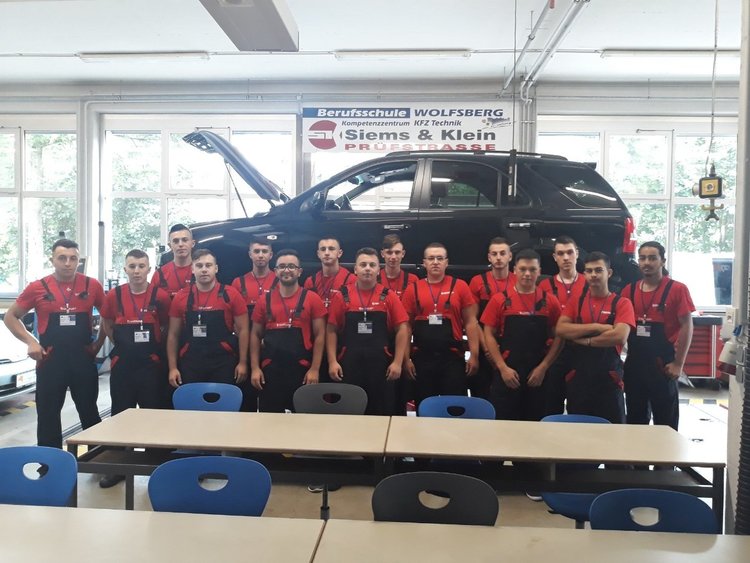 Поредна успешно реализирана международна практика от учениците на ПГЕЕ "Капитан Петко войвода"