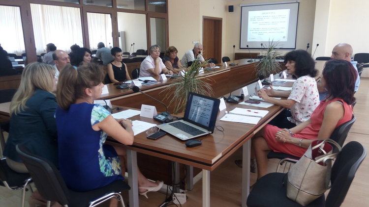 Инспекцията по труда се отчете пред Областния съвет по условия на труд, констатирала е 4155 нарушения за полугодие