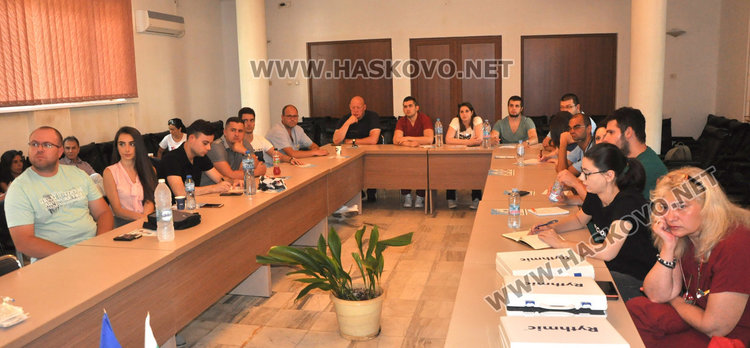 39 лекари от Хасково преминаха обучение по спешна медицинска помощ