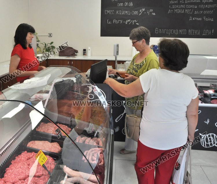 Индустриалците свиневъди уверяват, че месото е безопасно и ще държи цена