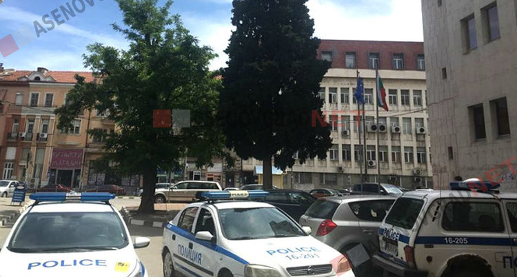 Нападнаха и биха асеновградчанин на улицата