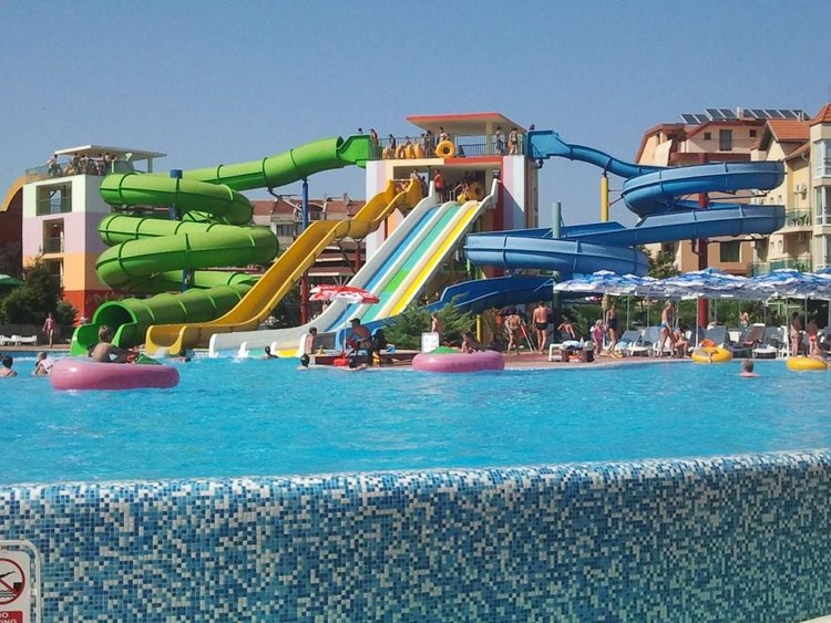 18-годишен младеж загина в аквапарка в Приморско