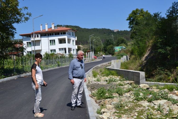 Напълно обновена е ул. "Първа" в момчилградския кв. "Мамулица"