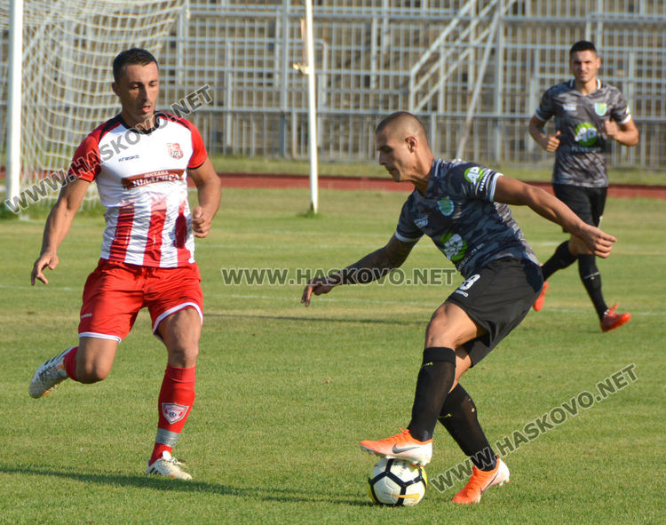 ФК „Хасково“ отстъпи на „Загорец“ с 1:3