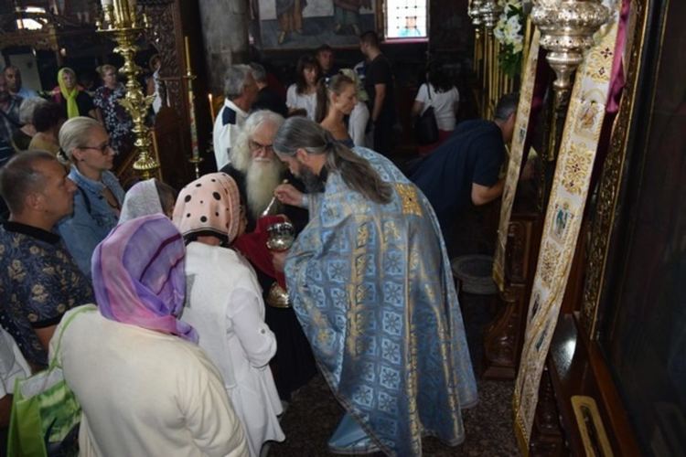 Снимки: Бачковски манастир