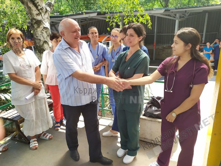 Деня на Спасението отбелязаха днес медиците в Кърджали, почетоха загиналите си колеги