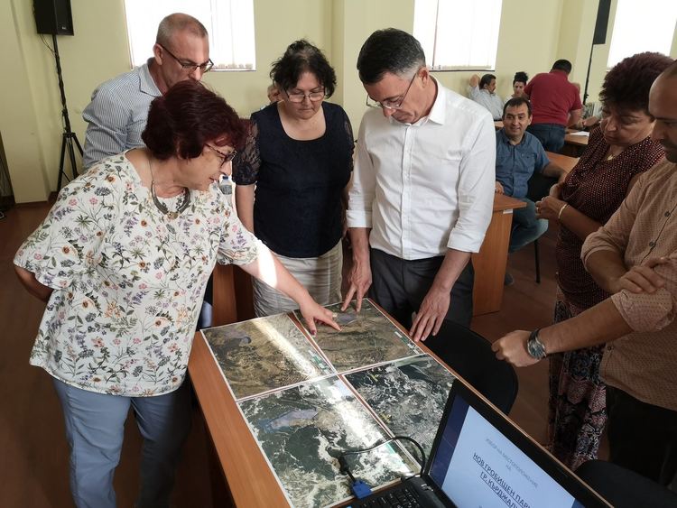 Община и кърджалийци търсят терен за ново гробище