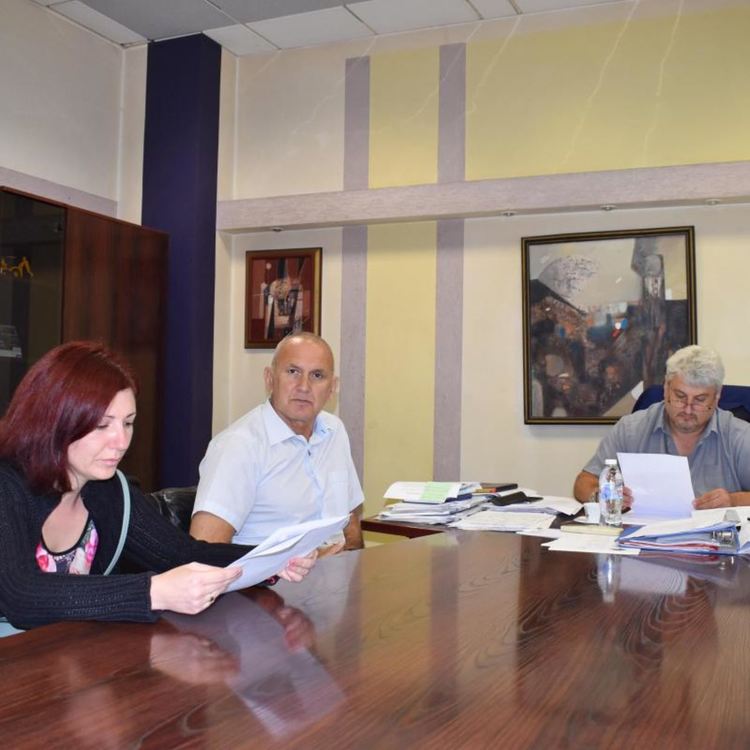 Областният управител Ирена Соколова сезира компетентните институции по четири сигнала за замърсен въздух