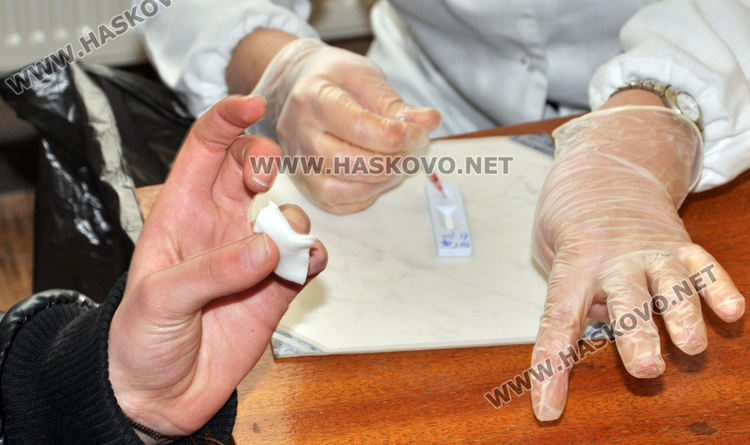 Трима заразени със СПИН от началото на годината в Хасковско, започна здравна кампания
