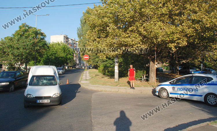 Шофьор блъсна възрастна пешеходка на бул. „Илинден” в Хасково