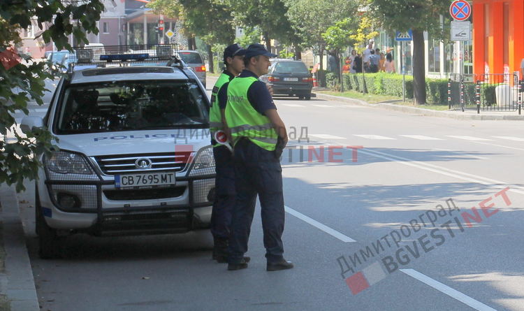 20 проверени автомобила при акция в Димитровград - съставени 2 акта, 3 фиша и 13 електронни фиша