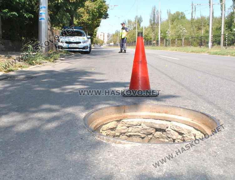 Шахта подметна Голф и го прати в огражденията на булевард „Васил Левски“