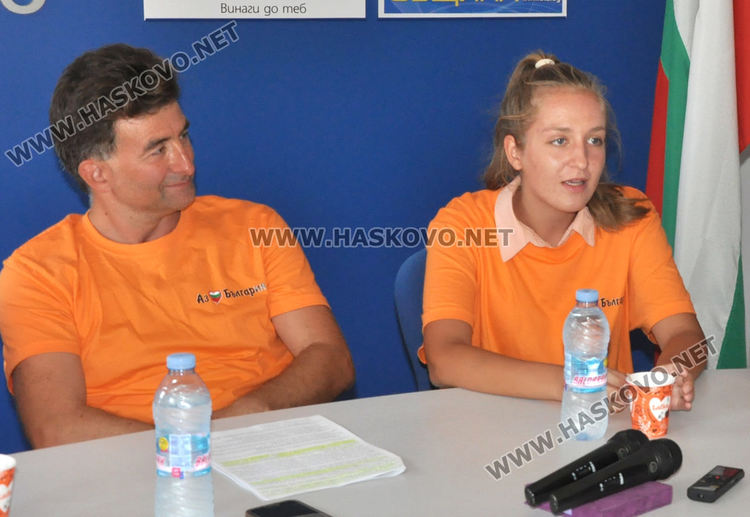 Тамара от Скопие си тръгва от лагер в България с нови приятелства