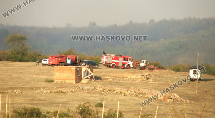 Пожар избухна край Поляново при разчистване на орехова градина