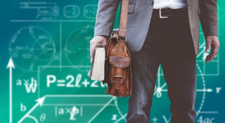 В навечерието на първия звънец търсят учители в Димитровград