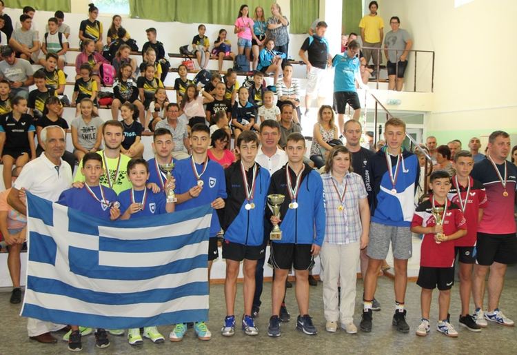 Турнирът по тенис на маса в памет на Джофи събра в Ардино над 60 състезатели от три балкански страни