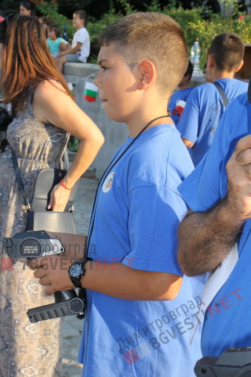 Моторници плуваха в центъра на Димитровград